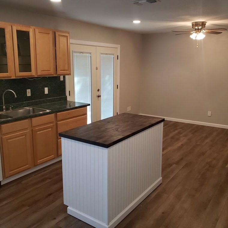 9615 Beverlyhill St, Houston TX  77063-3727 exterior