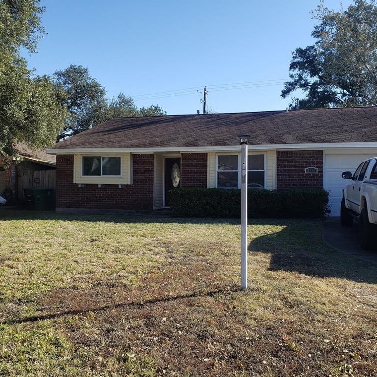 9615 Beverlyhill St, Houston, TX 77063
