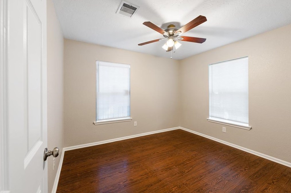 3902 Zephyr, Houston TX  77021-2518 exterior