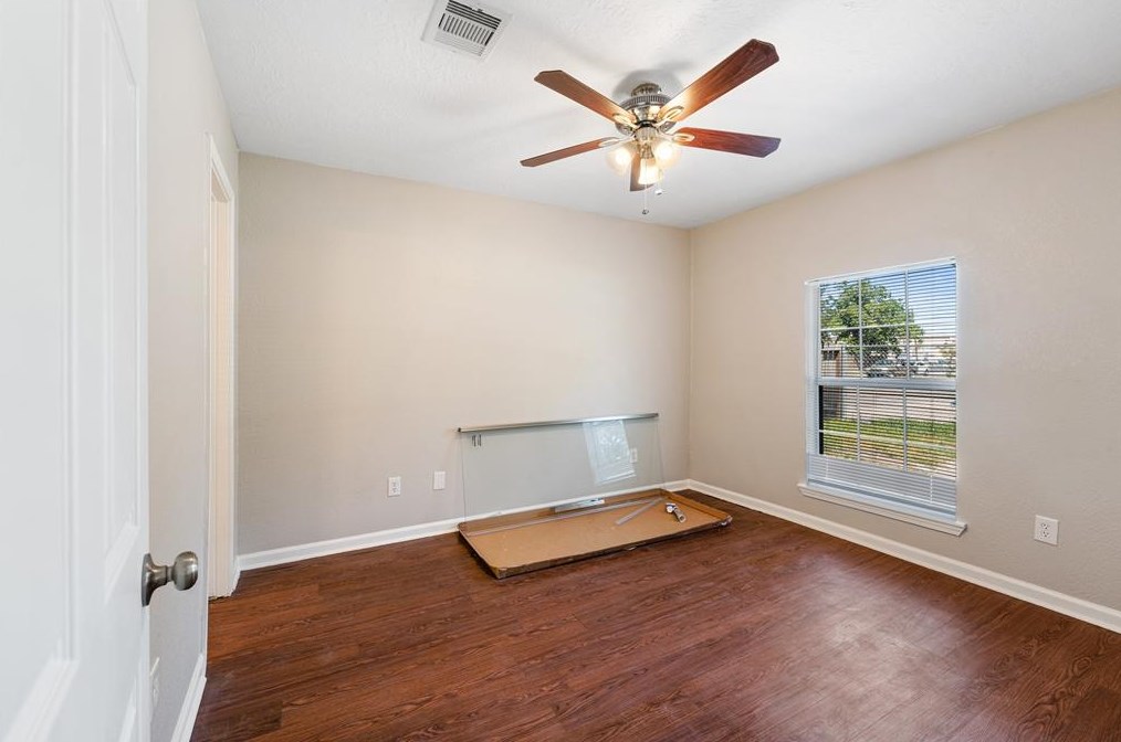 3902 Zephyr, Houston TX  77021-2518 exterior