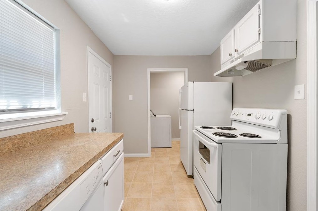 3902 Zephyr, Houston TX  77021-2518 exterior