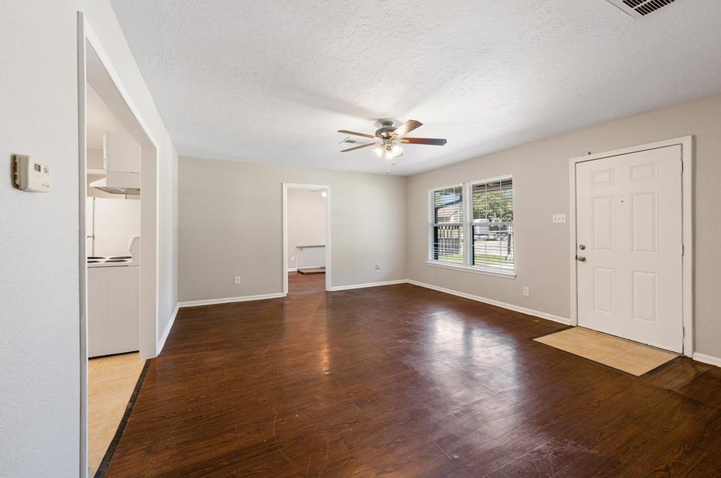 3902 Zephyr, Houston TX  77021-2518 exterior