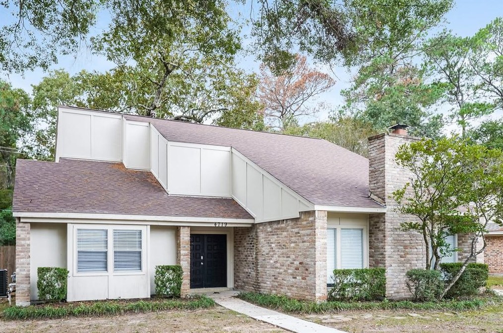 4719 Deer Point Dr, Spring TX  77389-3903 exterior