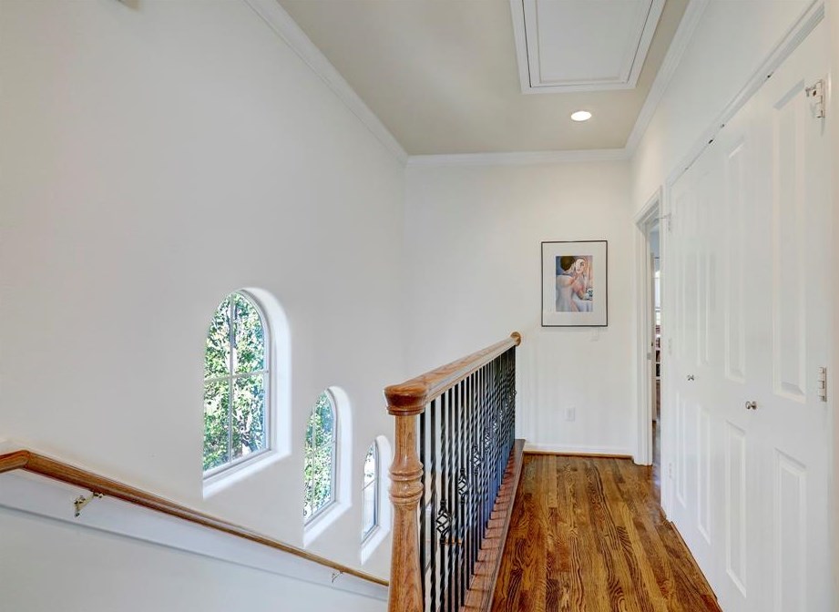 5831 Lacy St, Houston TX  77007-7142 exterior