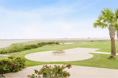 2968 Palacios Bay Drive, Palacios, TX 77465 - Photo 22