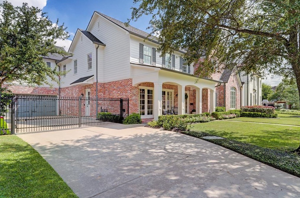 6126 Cedar Creek Dr, Houston, TX 77057-1802