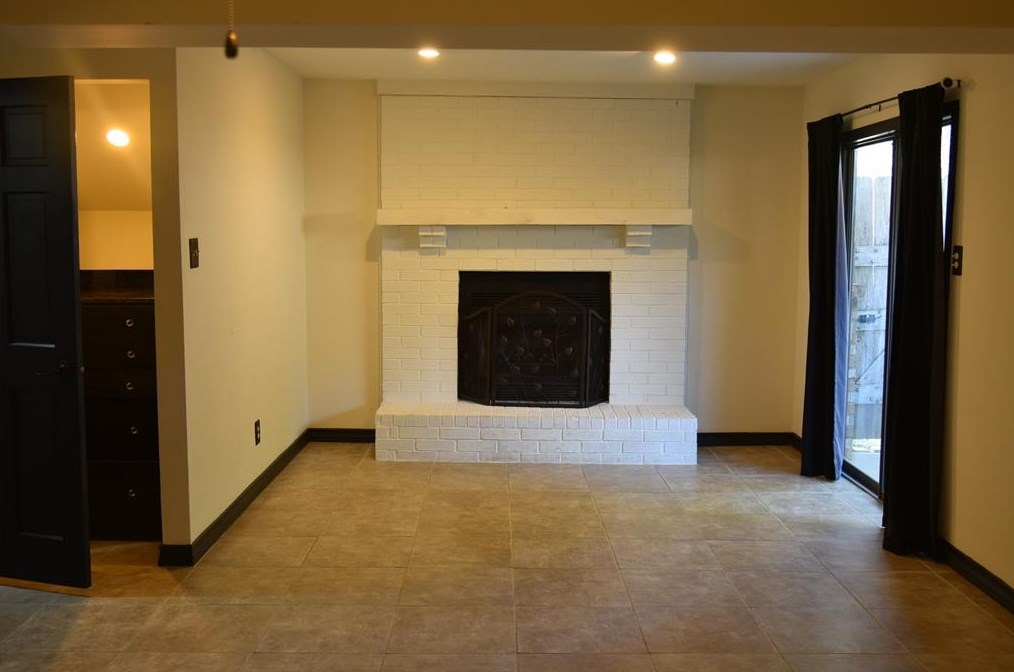 7716 Champion Pines Dr, Spring TX  77379-6220 exterior