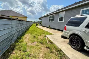 240 Rd 5109, Cleveland, TX 77327 - Photo 6