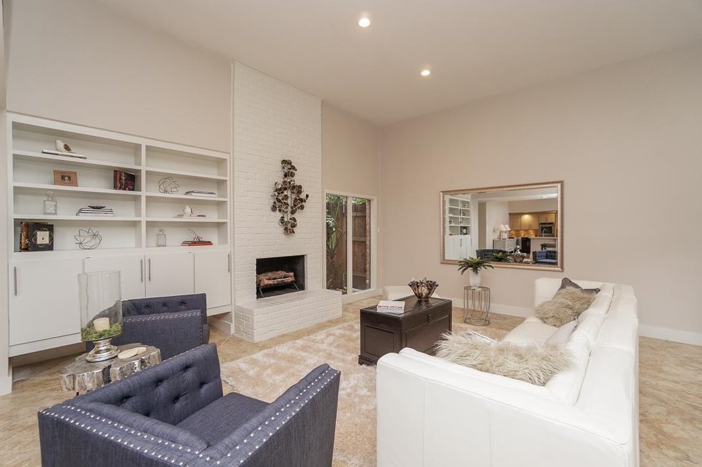 5521 Shadow Crest St, Houston TX  77096-3007 exterior