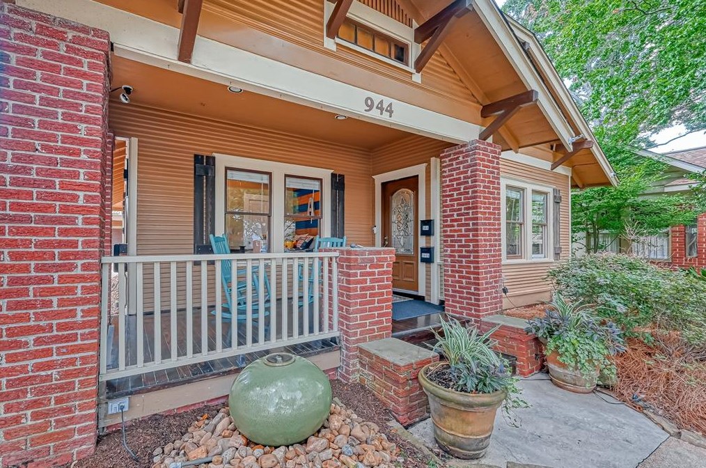 944 Redan St, Houston, TX 77009-6040