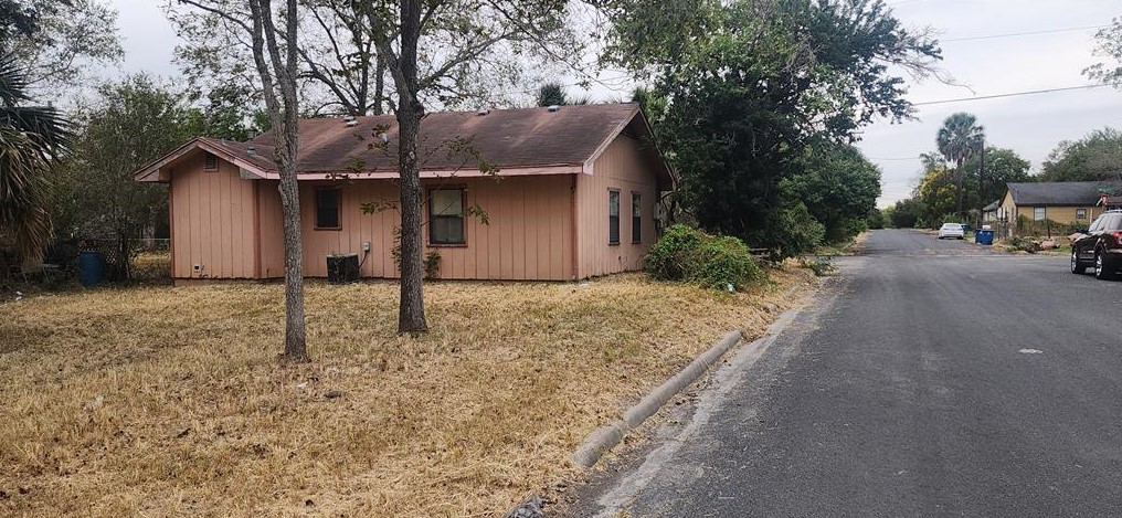 901 W Morales St, Beeville, TX 78102