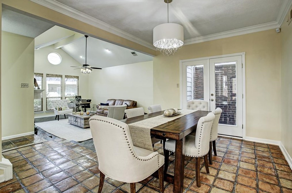 12814 Park Royal Dr, Houston, TX 77077-2248