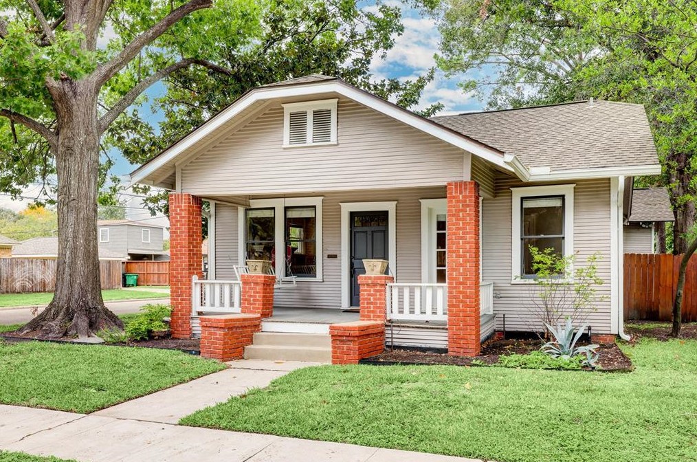935 W Melwood St, Houston, TX 77009