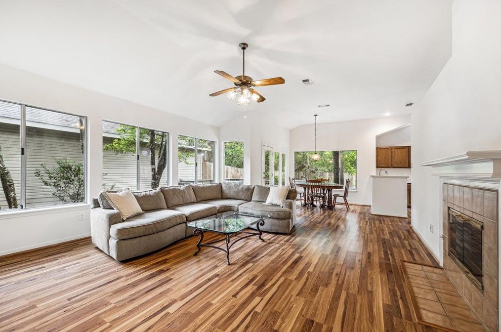 30 Rushwing Cir, Spring, TX 77381-3202