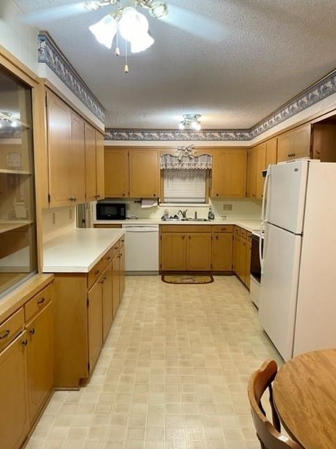 1314 Wallace St, Jones Creek, TX 77437-2140