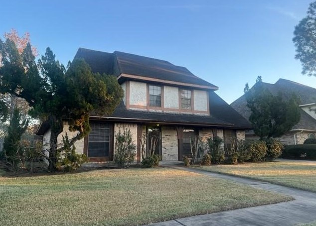 9826 Sagedale Dr, Houston, TX 77089