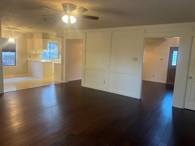 9826 Sagedale Dr, Houston TX  77089-5011 exterior
