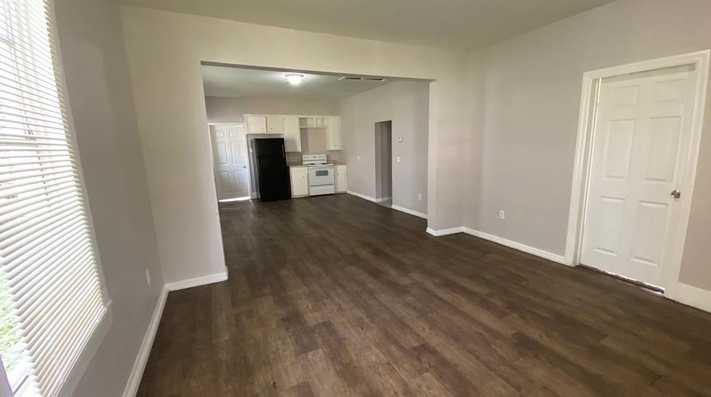 1217 2nd Ave S, Texas City, TX 77590