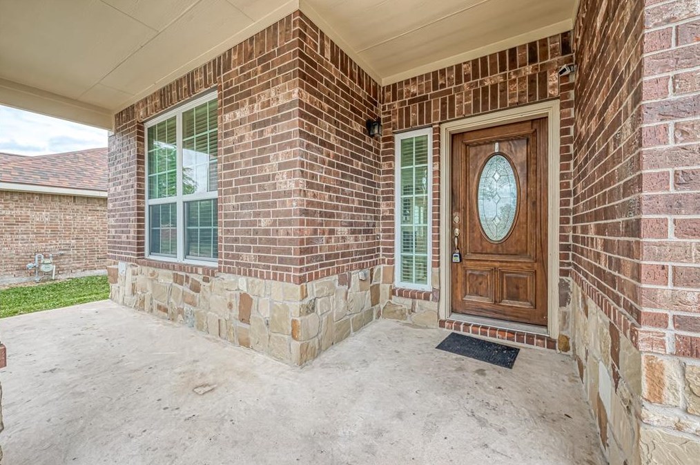 8714 Elm Drake Ln, Humble TX  77338-1109 exterior