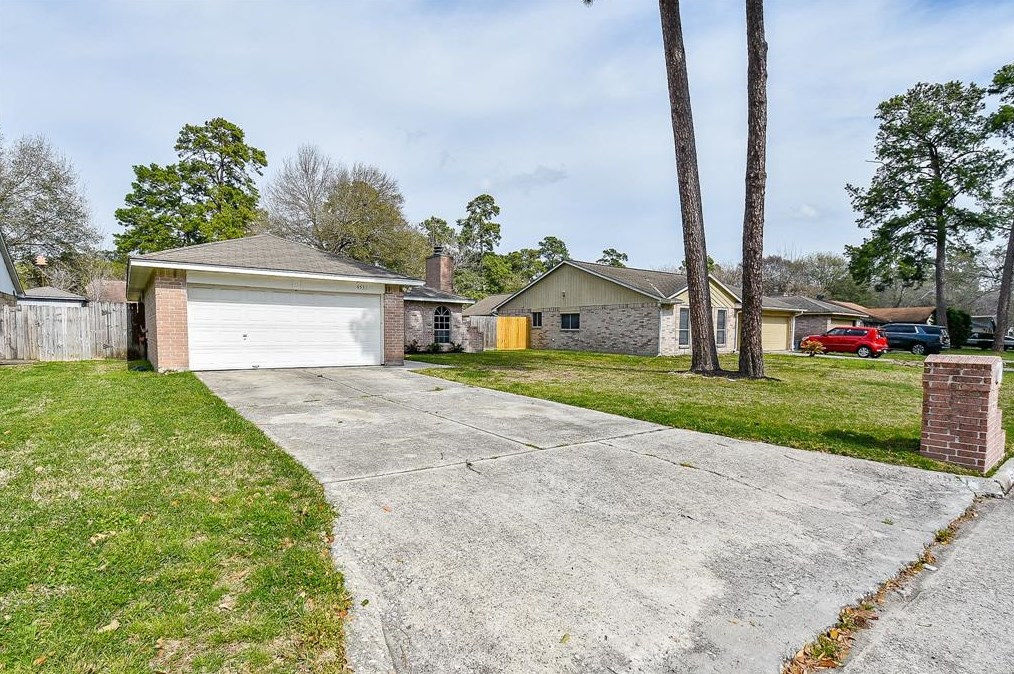 4531 Algernon Dr, Spring TX  77373-6790 exterior