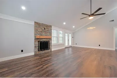 12103 W Marsham Circle, Houston, TX 77066 - Photo 14