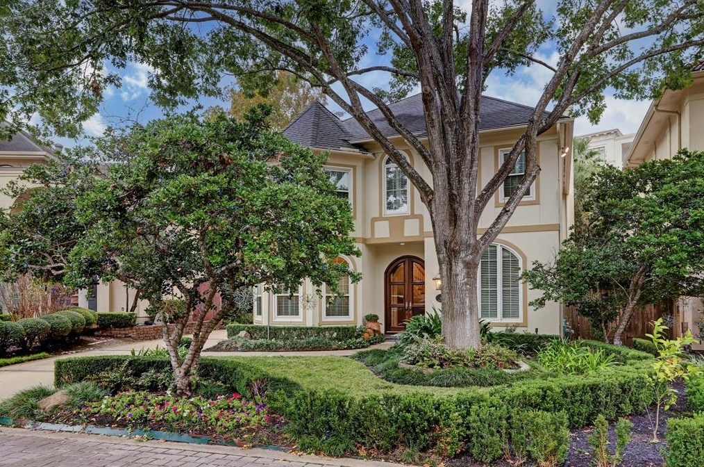 46 Bend Ln, Houston, TX 77007-7024