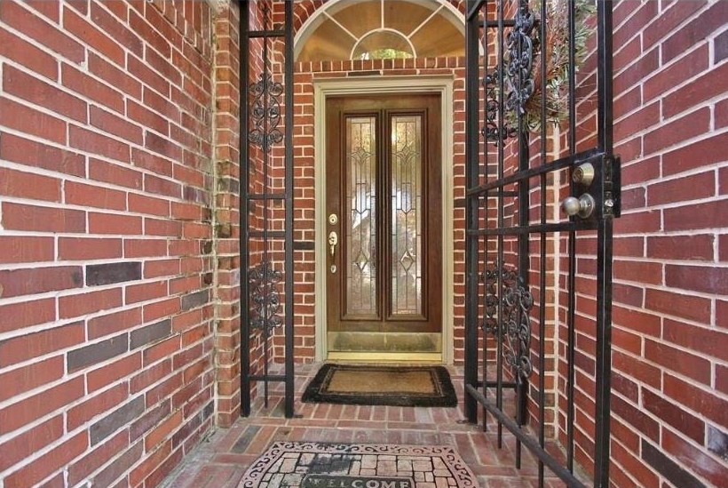 1110 Parkhaven Ln, Houston, TX 77077