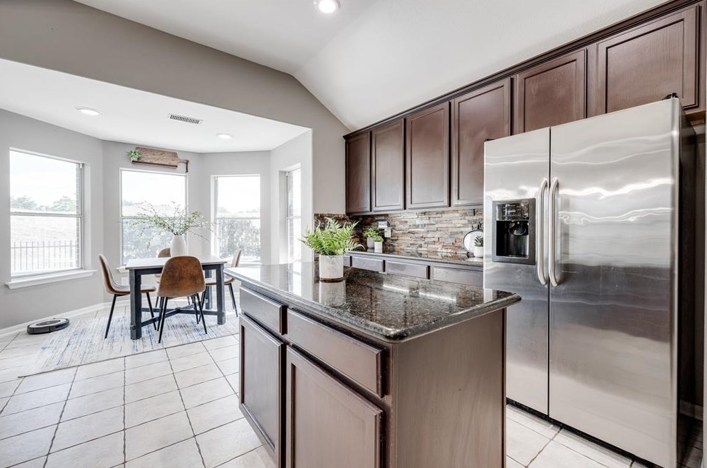 12135 Cyn Ml Dr, Houston TX  exterior