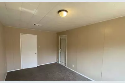 10818 Carlton Drive, Houston, TX 77047 - Photo 12