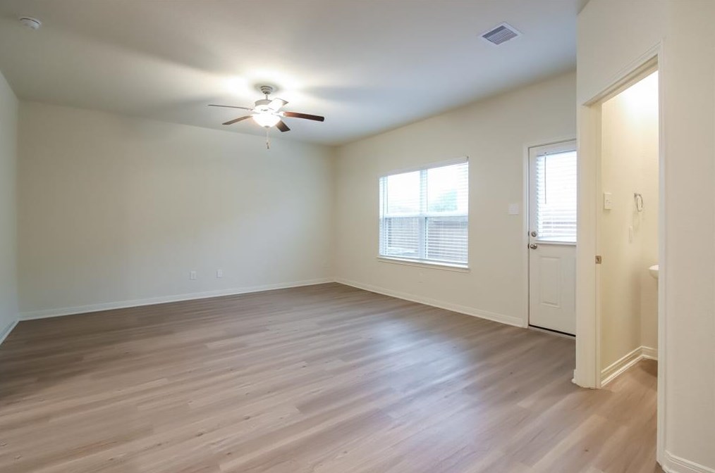 576 Solomon Ln, Pattison, TX 77423