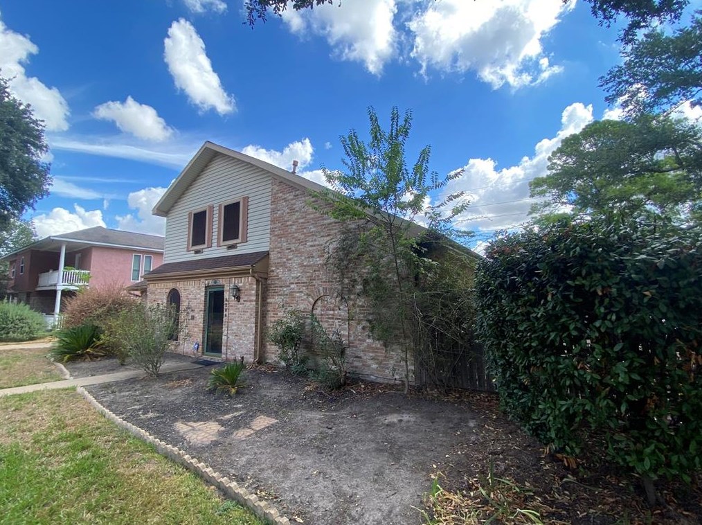 8206 Bo Jack Dr, Houston, TX 77040-2404