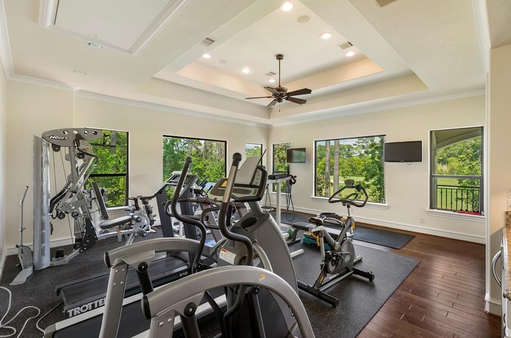 16714 Southern Oaks Dr, Houston TX  77068-2611 exterior