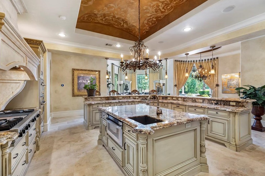 16714 Southern Oaks Dr, Houston TX  77068-2611 exterior