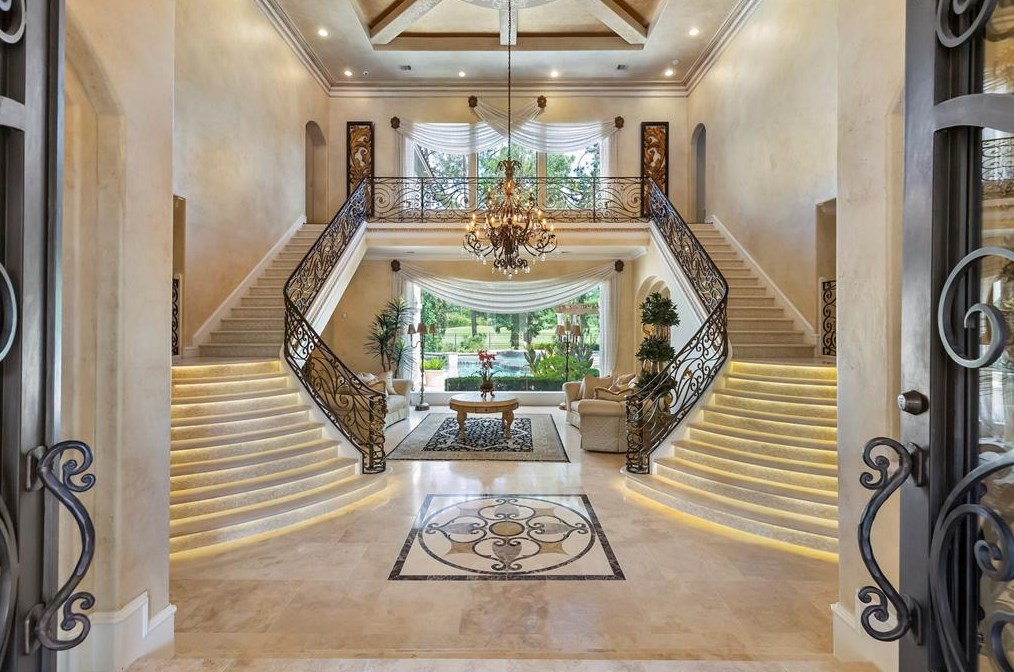 16714 Southern Oaks Dr, Houston TX  77068-2611 exterior
