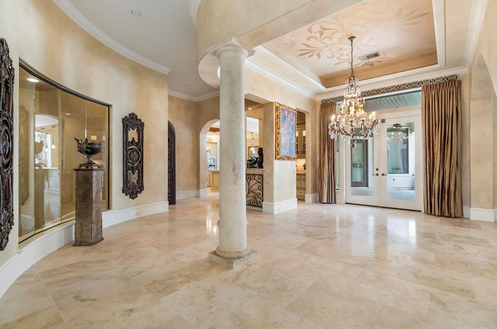 16714 Southern Oaks Dr, Houston TX  77068-2611 exterior