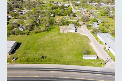 200 E Park Street, Madisonville, TX 77864 - Photo 2