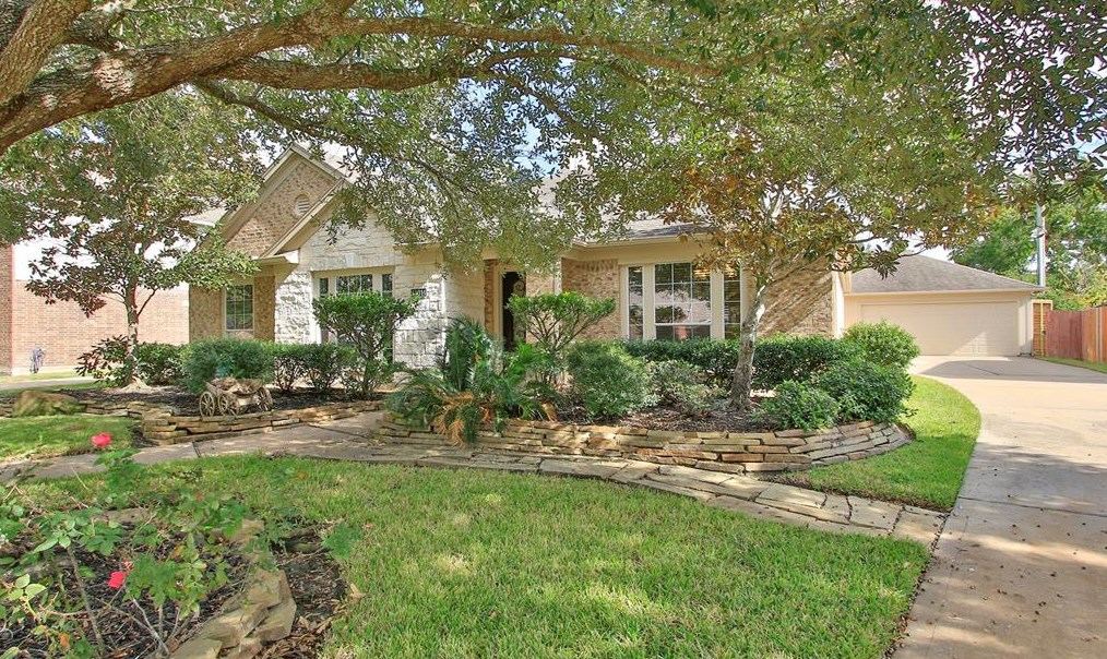 11014 Jadestone Creek Ln, Cypress TX  77433-5102 exterior