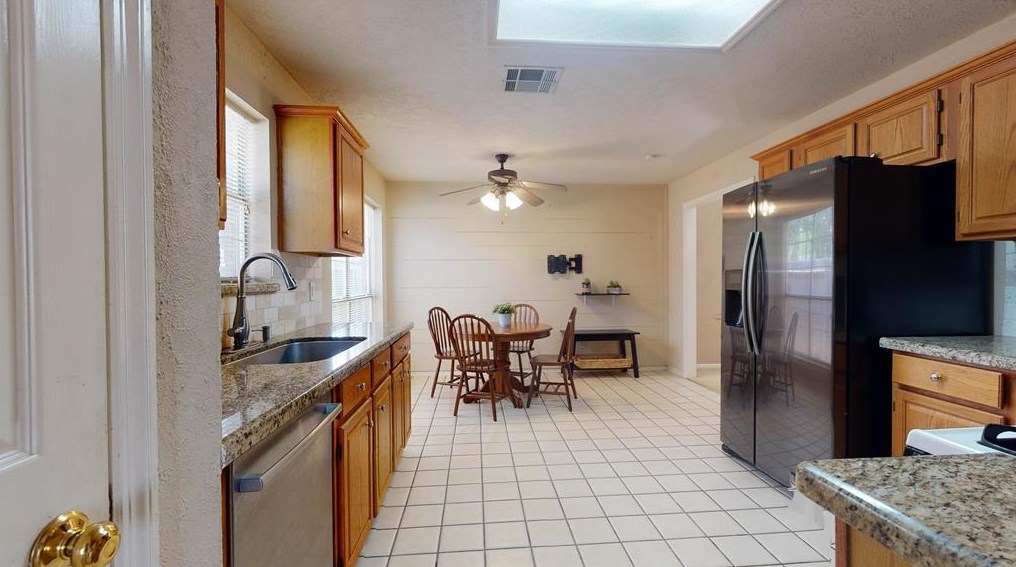 17115 Hamilwood Dr, Houston TX  77095-1116 exterior