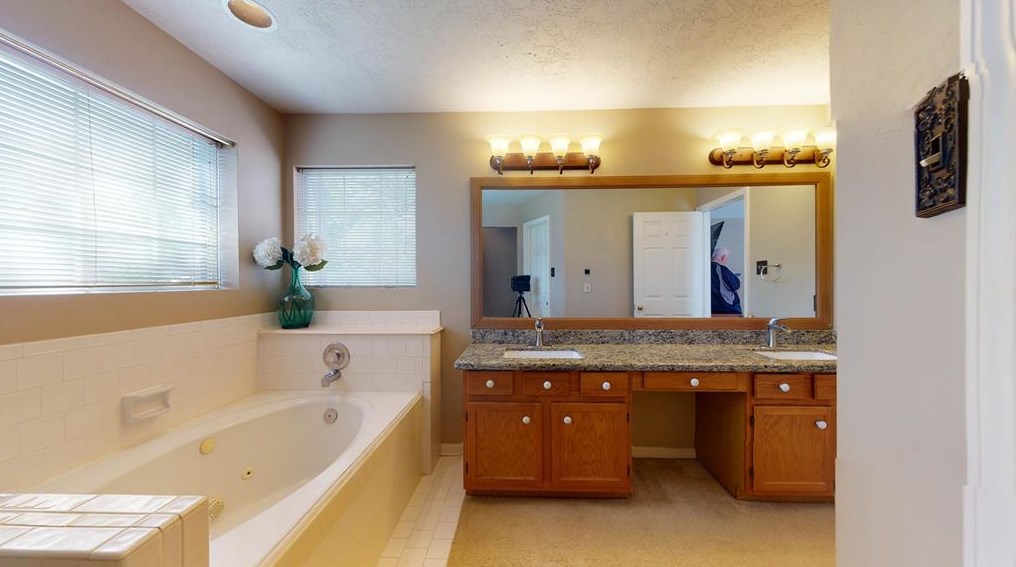 17115 Hamilwood Dr, Houston TX  77095-1116 exterior