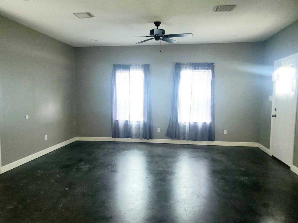 430 Krenek Rd, Crosby, TX 77532