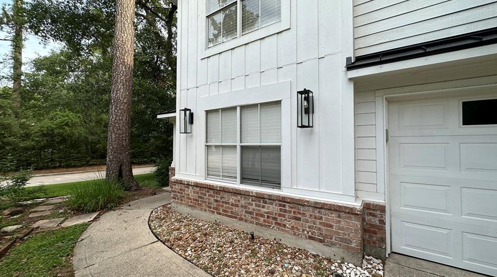 38 Gaslight Pl, Spring TX  77382-1401 exterior