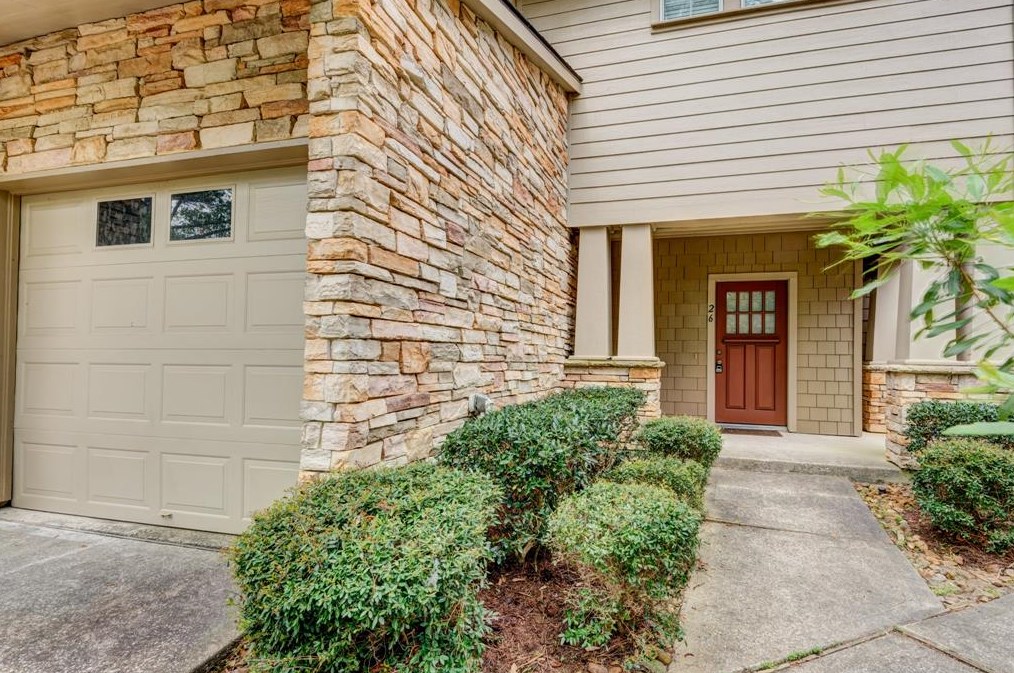 26 Stone Creek Pl, Spring TX  77382-1074 exterior