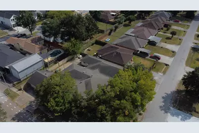 4718 Averill Street, Houston, TX 77009 - Photo 8