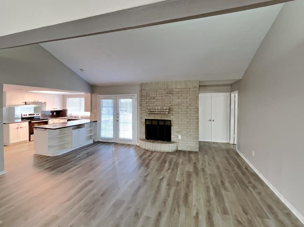 16135 Deer Lick Dr, Houston, TX 77090