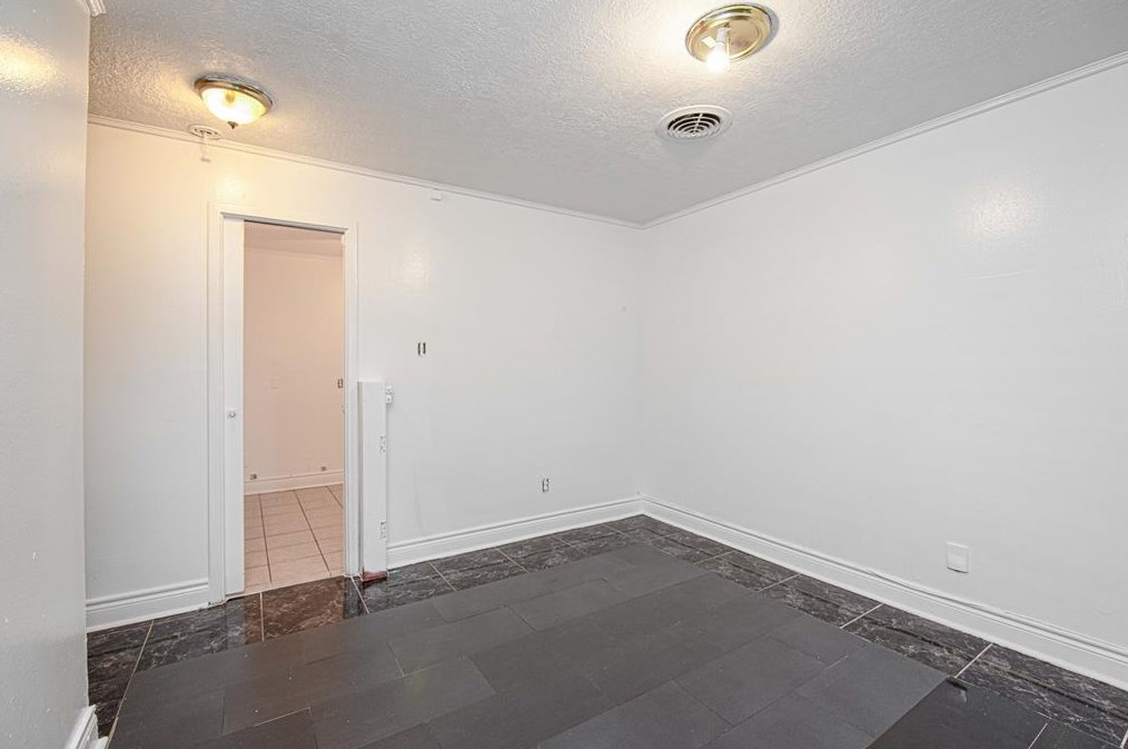 2419 Southmore Blvd, Houston, TX 77004