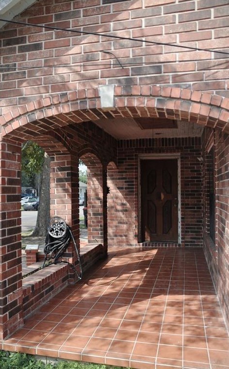 304 Stimpson St, Baytown, TX 77520-7059