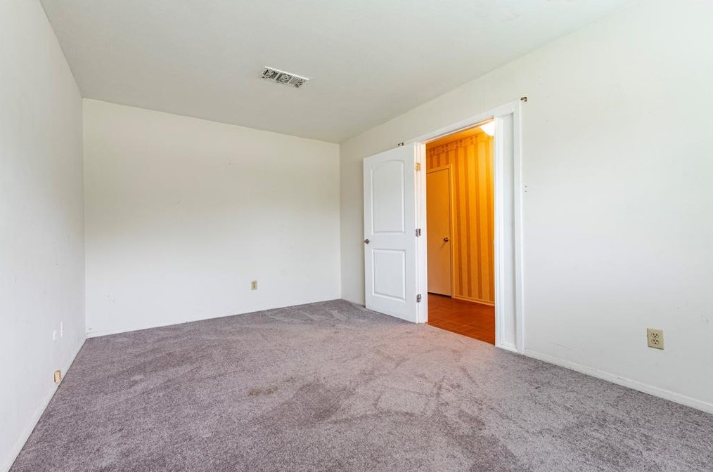 9015 Jackwood, Houston TX  77096-1123 exterior