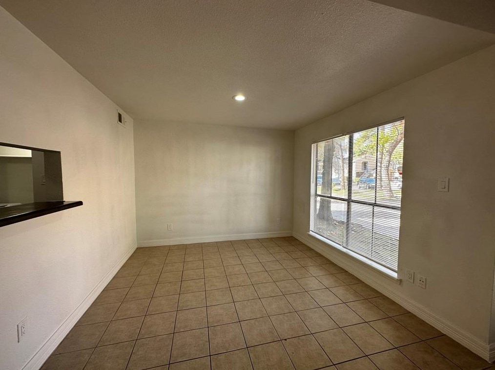 7200 W T C Jester Blvd #1101, Houston, TX 77088
