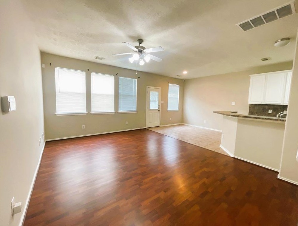 14314 Mooreview Ln, Houston, TX 77014