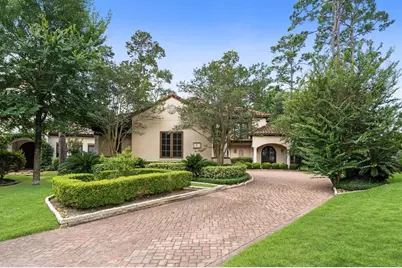 7 Ivy Castle Court, The Woodlands, TX 77382 - Photo 2